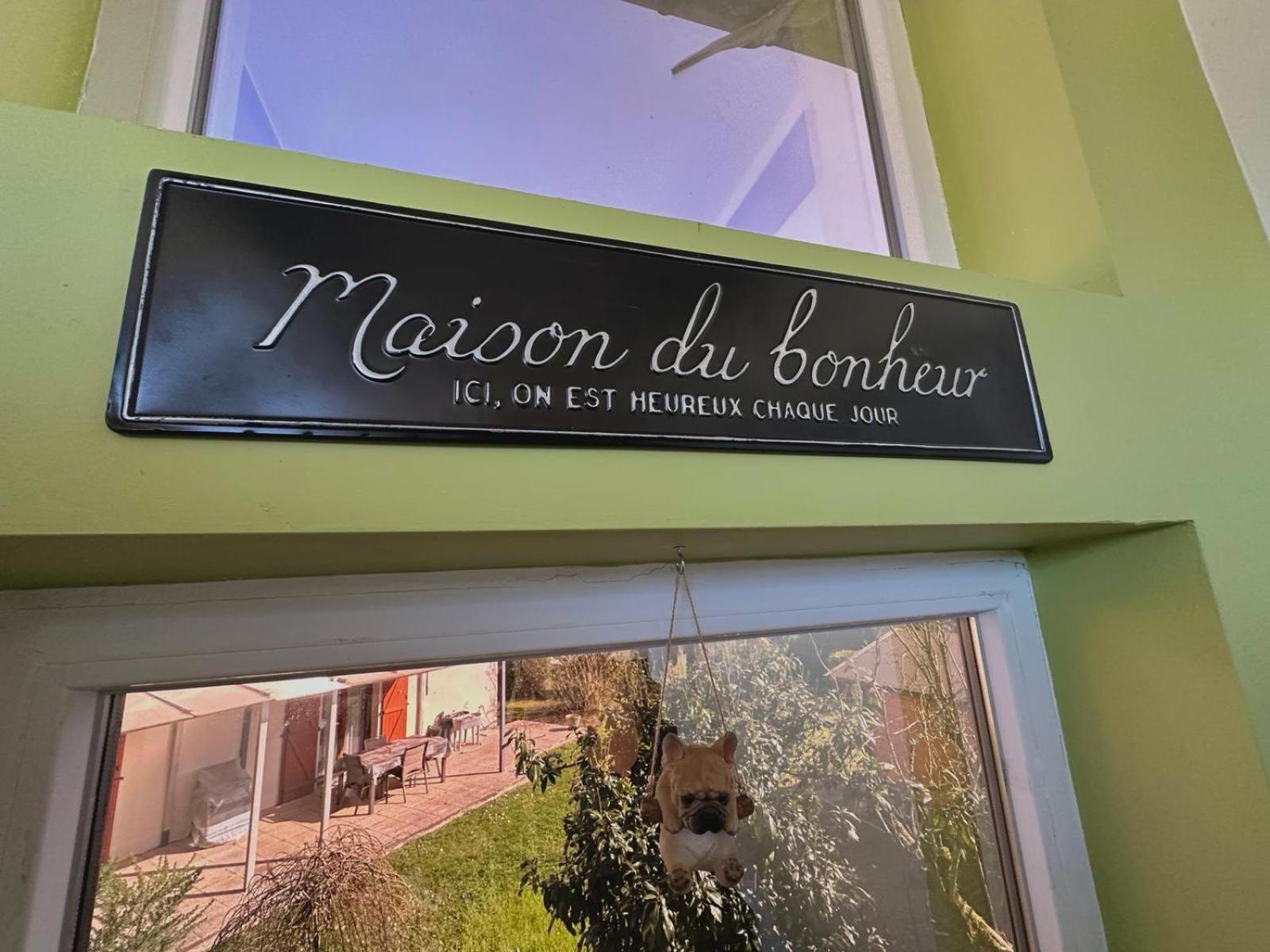 Maison Du Bonheur Montigny-les-Metz Экстерьер фото